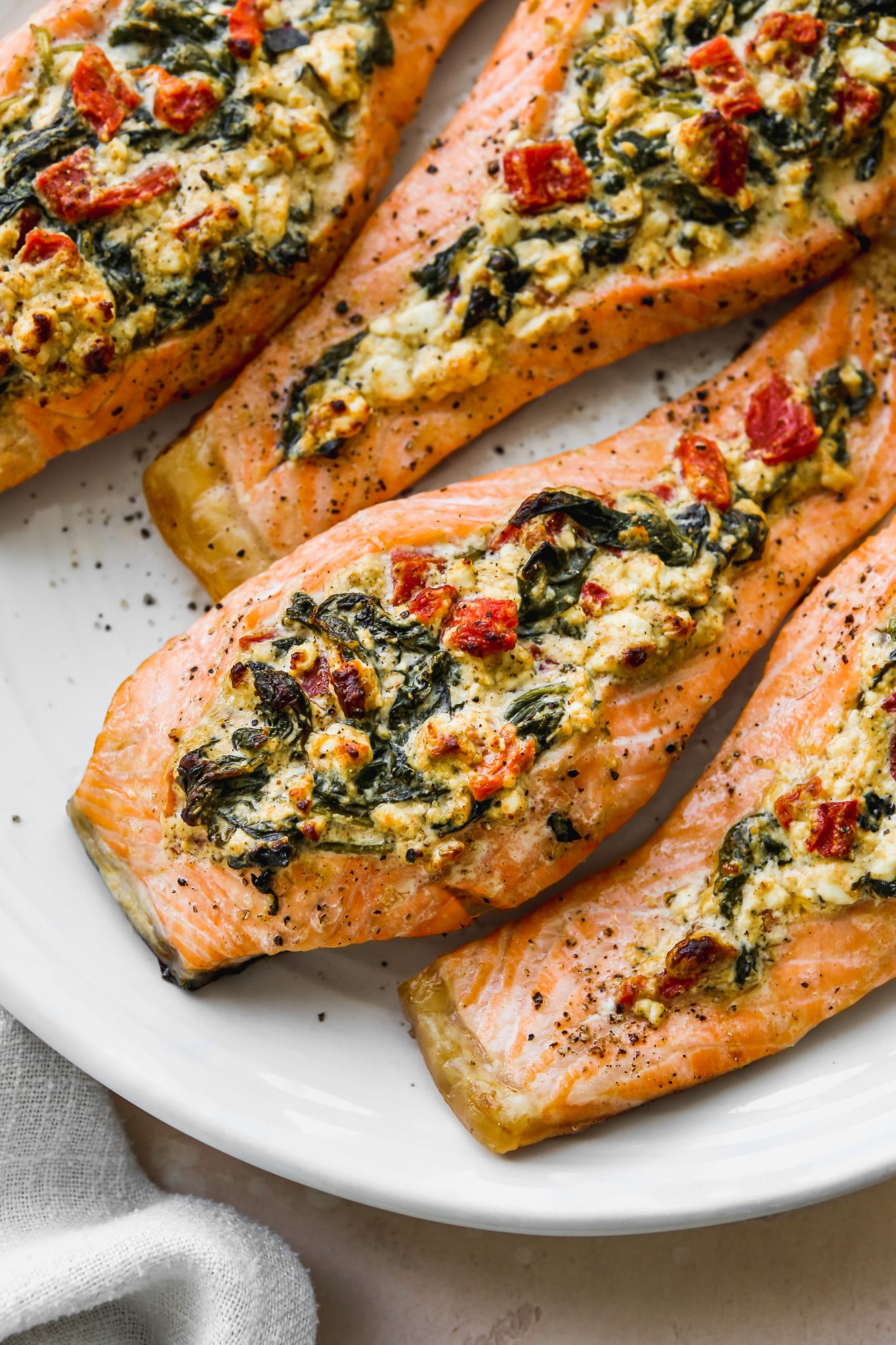 Tagspinach Stuffed Salmonfeed